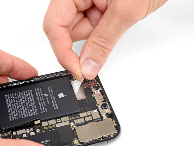 باتری آیفون xs max (اورجینال گرید A) با ۱۲ ماه گارانتی تعویض از موبایل شاپ کرج